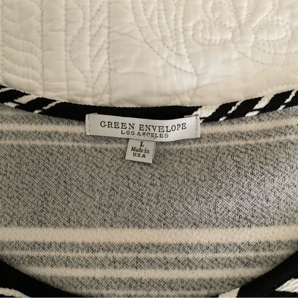 GREEN ENVELOPE, BLACK AND WHITE STRIPED BLOUSE,SIZE: L - Picture 9 of 10